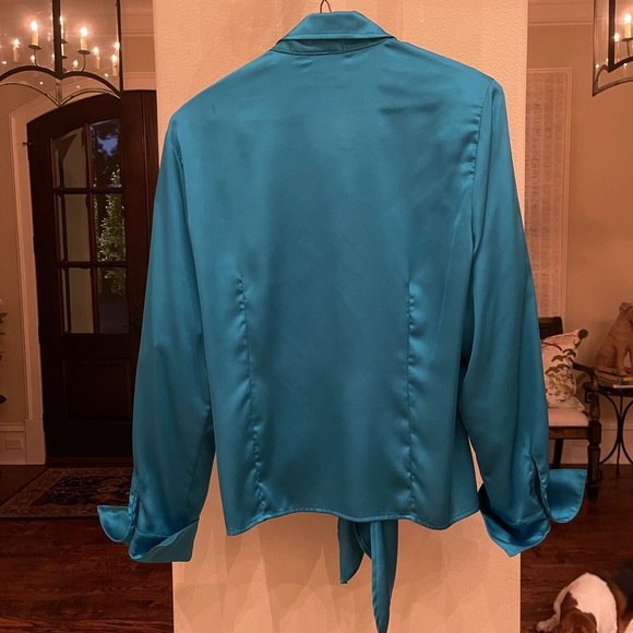 Blue Finley tie waist blouse. - Picture 6 of 8